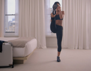 Single Arm Plank Kick-Move 4